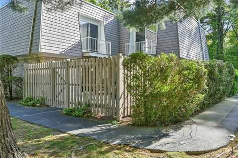 18 Caddy Rock Road, North Kingstown, RI 02852