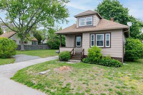 52 Chambly Avenue, Warwick, RI 02888