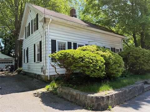 454 Fairview Avenue, Coventry, RI 02816