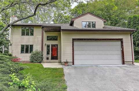 9 Misty River Terrace, Narragansett, RI 02874