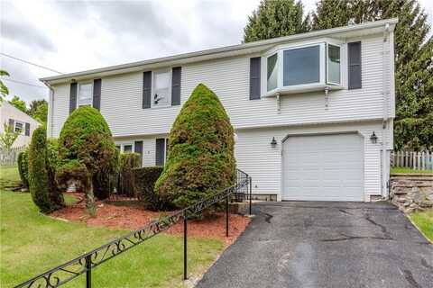 56 Mulberry Circle, Johnston, RI 02919