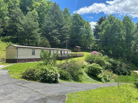 4488 Lynn Springs, Swords Creek, VA 24649