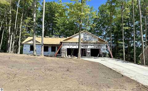 1004 Birmley Estates Drive, Traverse City, MI 49696