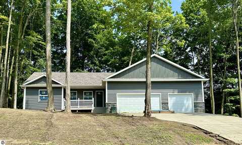 1004 Birmley Estates Drive, Traverse City, MI 49696