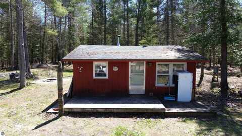 6031 Collins Road, Onaway, MI 49765