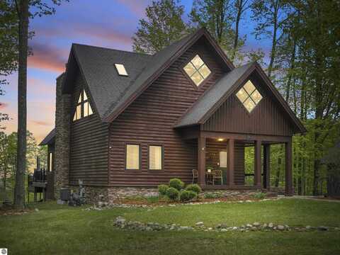 2506 Hawks Eye Drive, Bellaire, MI 49615