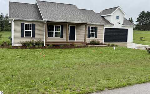 8524 S Elizabeth Drive, Maple City, MI 49664