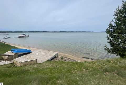 5882 Crystal Beach Road, Rapid City, MI 49676