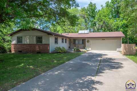 1824 SW Brooklyn AVE, Topeka, KS 66611