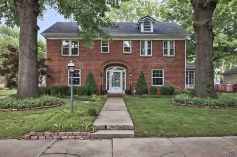 1610 SW Plass AVE, Topeka, KS 66604