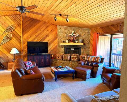 10 Jackson Hole Rd, Angel Fire, NM 87710