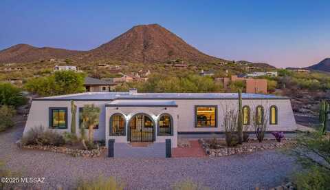 940 N Smoketree Circle, Tucson, AZ 85745