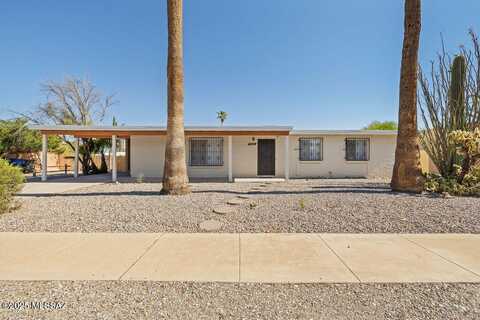 7421 E Brooks Drive, Tucson, AZ 85730