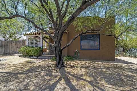 1300 E Grant Road, Tucson, AZ 85719