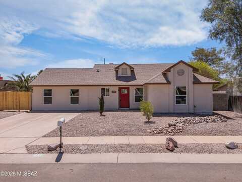 7112 S Haskins Drive, Tucson, AZ 85746