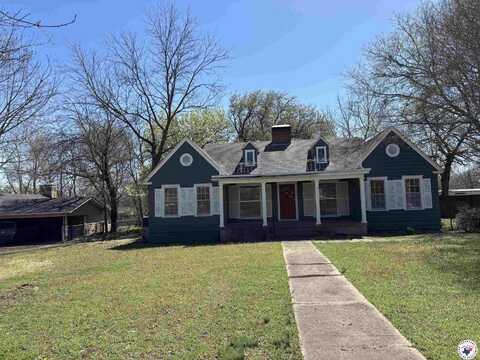 1100 W Jackson, Clarksville, TX 75426