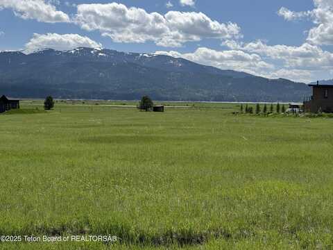 169 PALISADES Drive, Alpine, WY 83128