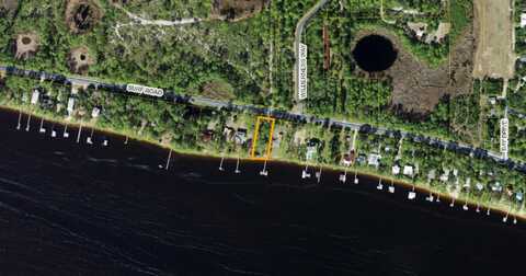X Surf Road, Panacea, FL 32346