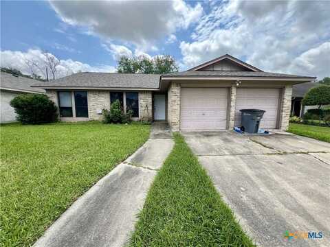 105 Kensington Drive, Victoria, TX 77901