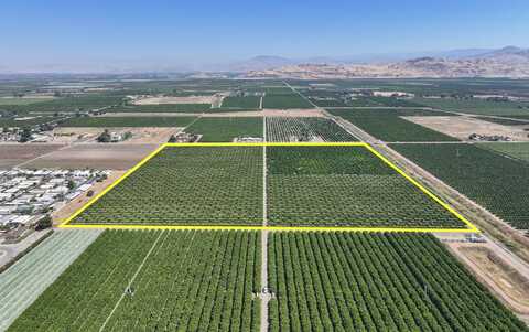 13000 Avenue 422, Orosi, CA 93647