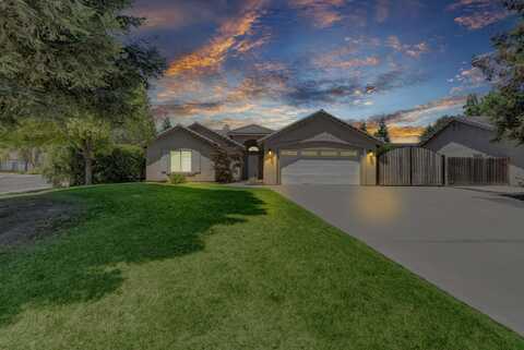 2119 N Zachary Street, Visalia, CA 93291