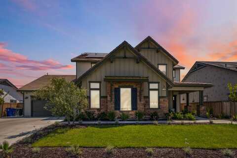 1765 N N Renn Ave Avenue, Clovis, CA 93619
