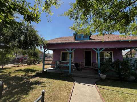 143 N Harvard Avenue, Lindsay, CA 93247