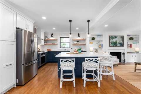 306 W Greenway Drive S, Greensboro, NC 27403