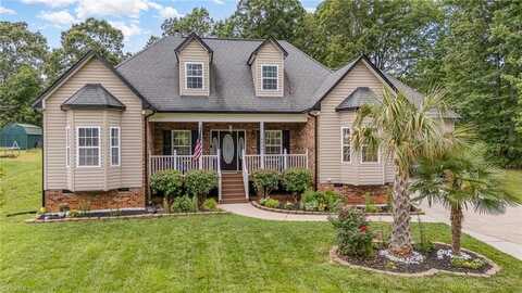 4636 Shattalon Circle, Winston Salem, NC 27106