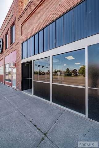 27 NW Main Street, Blackfoot, ID 83221