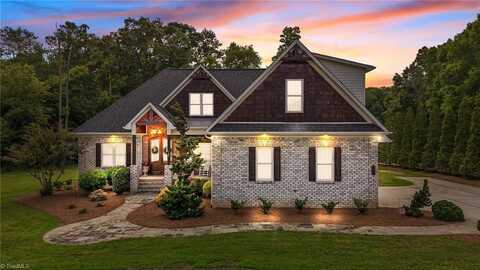 122 K Fork Road, Madison, NC 27025
