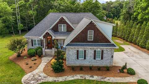 122 K Fork Road, Madison, NC 27025