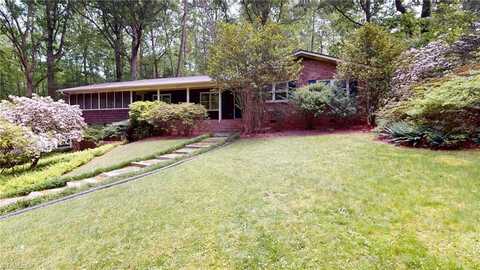 712 Greenhill Road, Mount Airy, NC 27030