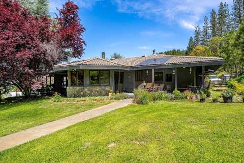1247 Panther Gulch Road, Williams, OR 97544