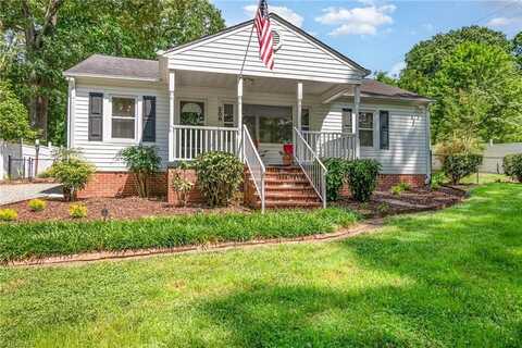 208 Rockspring Drive, Thomasville, NC 27360