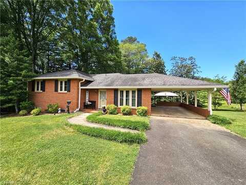 831 Sunset Drive, Pilot Mountain, NC 27041