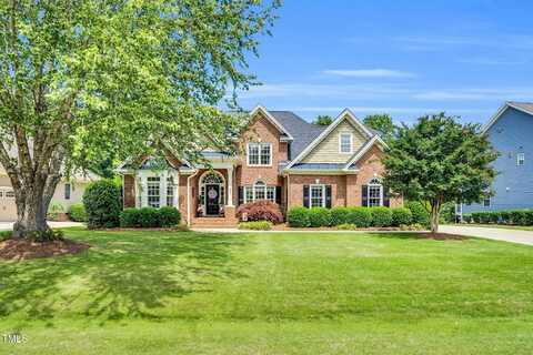 921 Riverwood Drive, Clayton, NC 27527