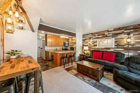 1410 Ski Run Blvd, South Lake Tahoe, CA 96150