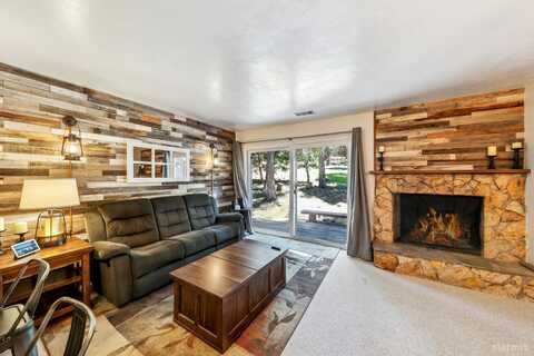 1410 Ski Run Blvd, South Lake Tahoe, CA 96150