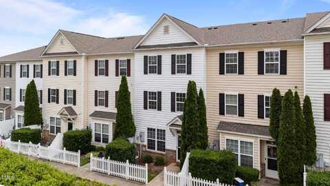1120 Renewal Place, Raleigh, NC 27603