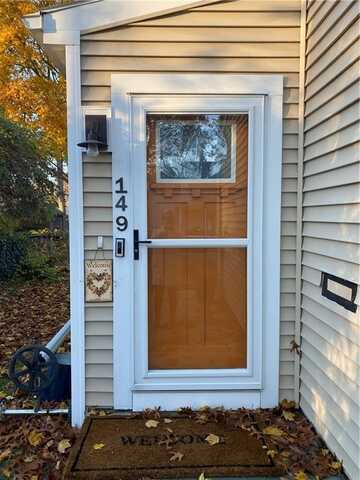 149 Riverside Drive, East Providence, RI 02915
