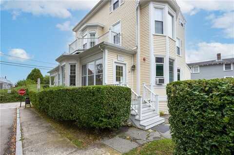 26 Cliff Avenue, Newport, RI 02840