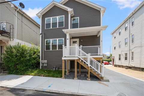28 Grosvenor Avenue, Providence, RI 02908
