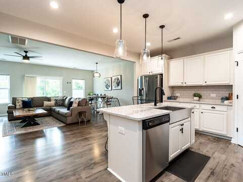 80 Willow Green Drive, Clayton, NC 27527
