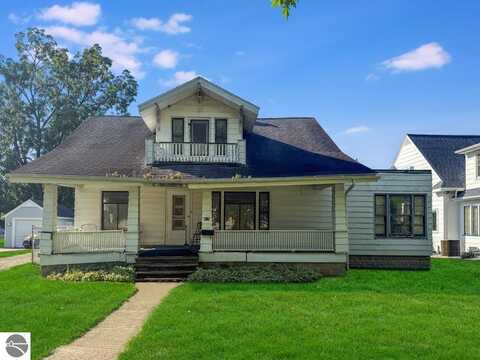 415 Elwell Street, Alma, MI 48801