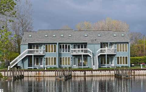 614 S State Street, Oscoda, MI 48750