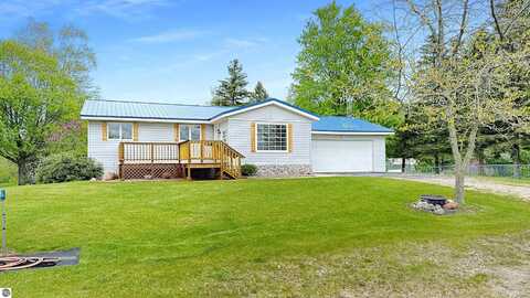 1972 W Cedar Drive, Mc Bain, MI 49657