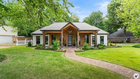 6703 Wuthering Heights, Texarkana, AR 71854