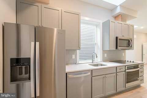 1946 N 6TH STREET, PHILADELPHIA, PA 19122