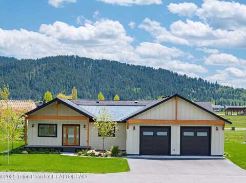 185 COLUMBINE Street, Alpine, WY 83128